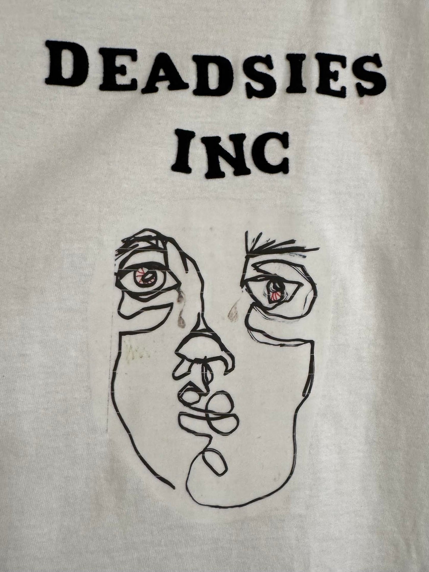 sad eyes tee